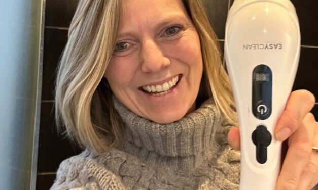 EasyBrush Pro anmeldelse – elektrisk rengøringsbørste til grundig rengøring