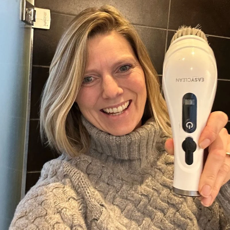 EasyBrush Pro anmeldelse – elektrisk rengøringsbørste til grundig rengøring